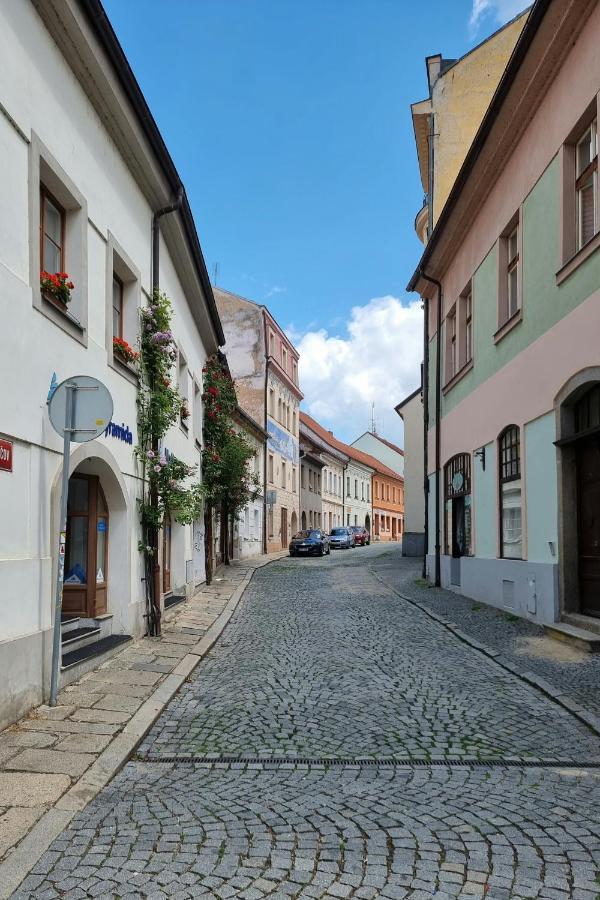 Ferienwohnung Apartman Zlaty Kriz Písek Exterior foto